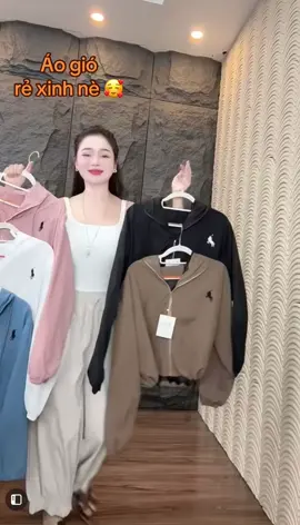 Áo gió thêu ngựa so hot nhà E nha #aogio #aogio2lop #aogionu 
