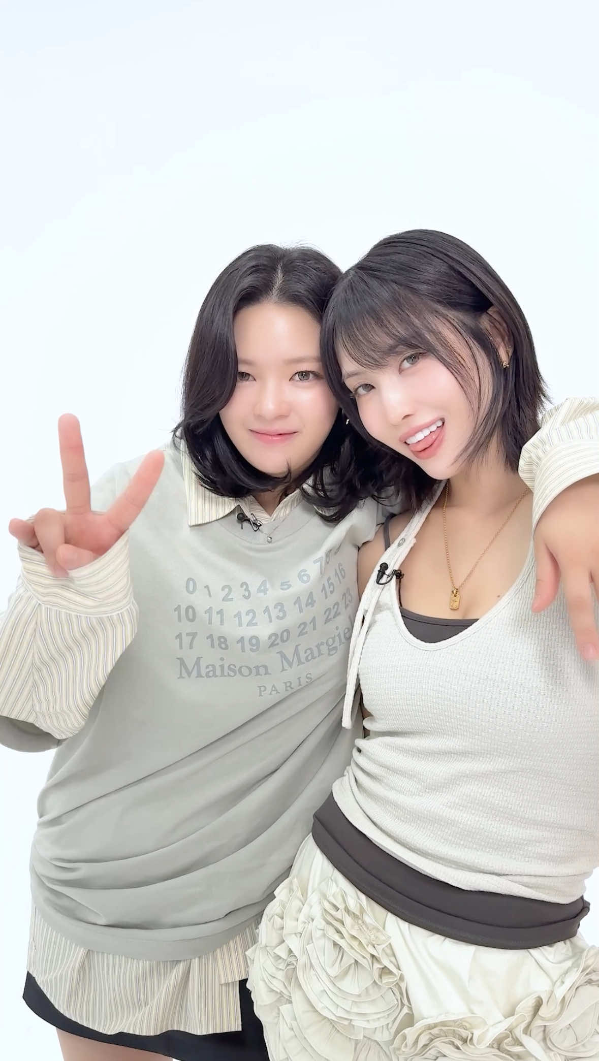 THIS IS FOR #JEONGYEON & #MOMO 4️⃣ Listen [THIS IS FOR] 4️⃣ https://TWICE.lnk.to/THISISFOR #TWICE #트와이스 #THISISFOR #정연 #모모