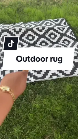 It’s not to late to get your perfect waterproof rug linked below #outdoorrug #waterproofrug #musthaveforlake #musthaveforsummer #patiorug #parkmusthave #rvmusthavr 