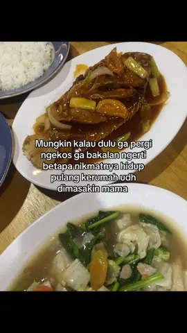 Setelah tinggal dirumah sendiri baru ngerti betapa nikmat nya masakan mamak bapak ku, betapa bersyukurnya yg masih bisa makan masakan mama setiap hari betapa nikmat nya pulang kerumah udh tinggal makan 🥹❤️ #mama #masakanrumahan #masakanmama #papa 