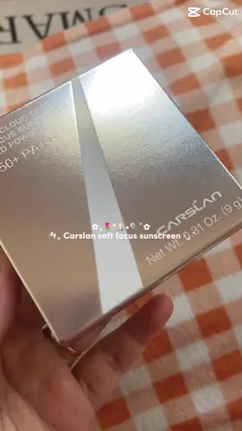 ✨Nak kulit glowing sambil lindung dari sinaran UV? Cuba CARSLAN Cloud Touch Soft Focus Sunscreen Pressed Powder — bedak dengan SPF50+ PA+++ yang bukan je bagi effect soft blur, tapi juga lindungi kulit dari sinaran matahari. 🌞#carslancosmetics 