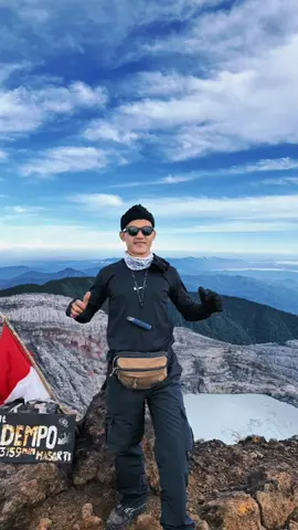 dempo sukses💪 #gunungdempo #palembang #pendaki #fyp #fypage 