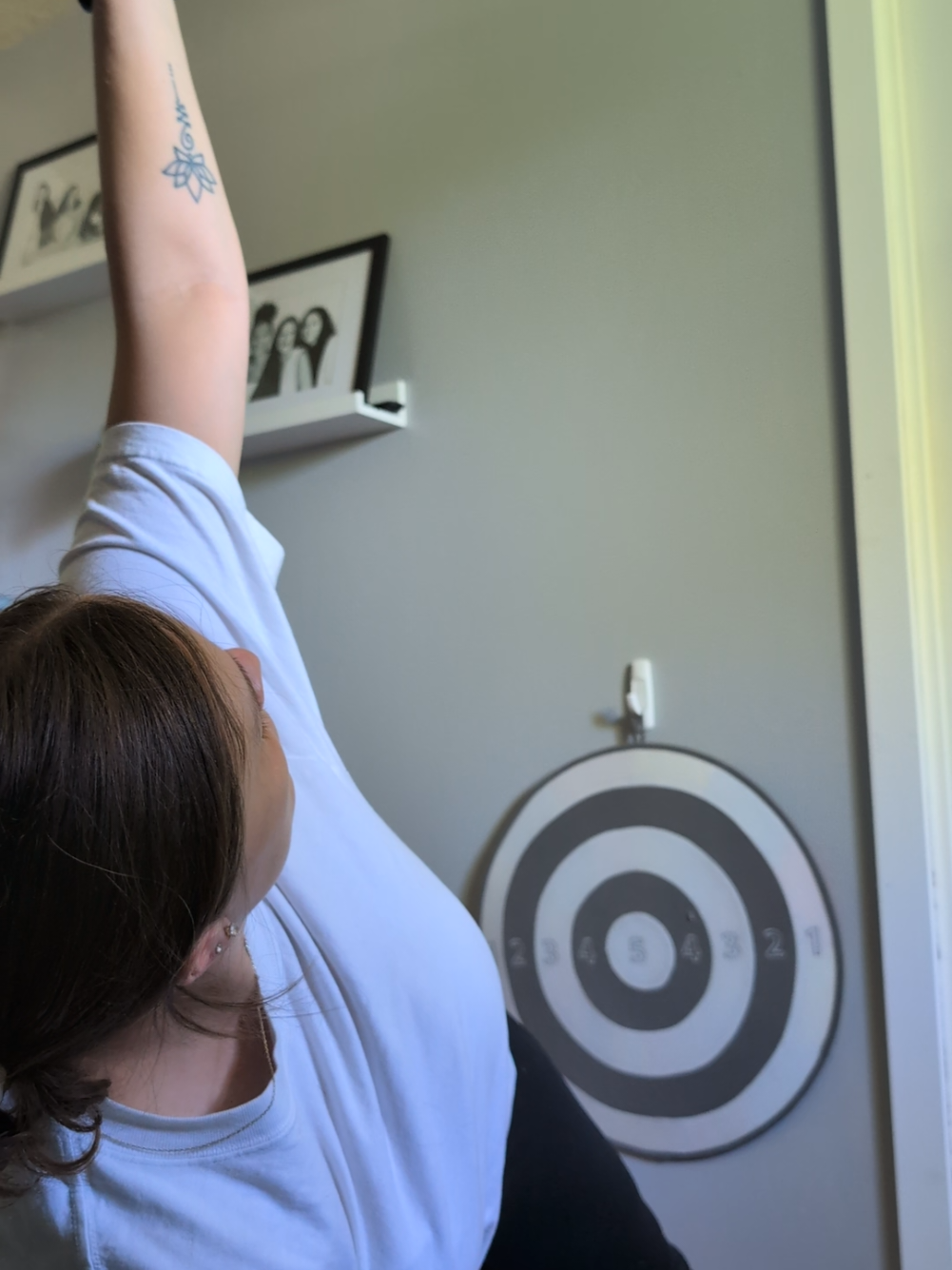 hot mom club?! here I come 😎 75 hard challenge: Day 5 in the books baby!! momma is getting her pink back 🦩 #MomsofTikTok #workout #yoga #mom 