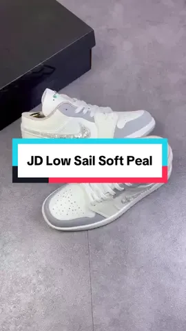 Thích lấp lánh thì e nó là chuẩn bài 📸#xuhuong #tiktok #bisneaker #sneakers #fyp 