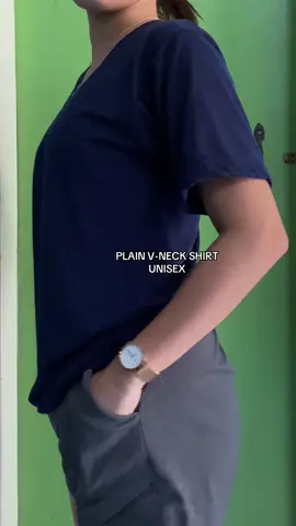 Vneck shirt na para sa lahat!💯 #vneck #shirt #plain #fyp #viralvideo 