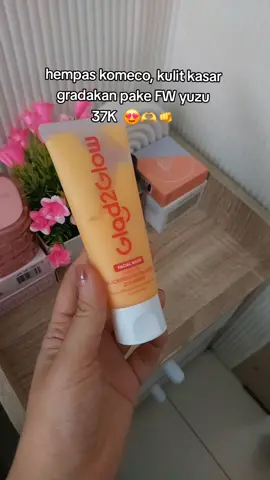 wangi jeruk, butirannya haluss ‼️ #facialwash #glad2glow #komedo 