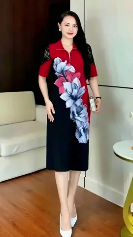 Đầm hoa dây đen phối đỏ đính đá thủ công ❤️‍🔥Phong cách mới – cá tính pha lẫn quyến rũ! Đầm hoa dây đen phối đỏ đính đá khiến bạn không thể rời mắt! #vayphoidinhda #thoitrangdocla #xuongmaydamnu #damdepdiem10 #fashiontrend2025  #phunungaynay 