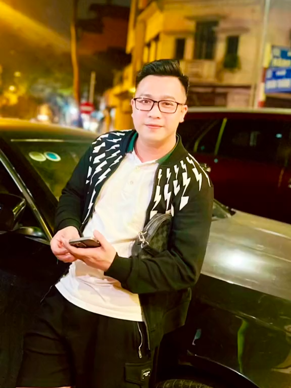 Cuộc sống giống như một trang sách, người lười biếng sẽ giở qua chúng thật nhanh, người khôn ngoan sẽ vừa đọc vừa suy ngẫm