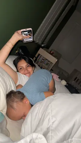He was so comfortable 😭😂😂 @Zaza @Sachi 🌸 #zaza #viral #larobenz #babies 