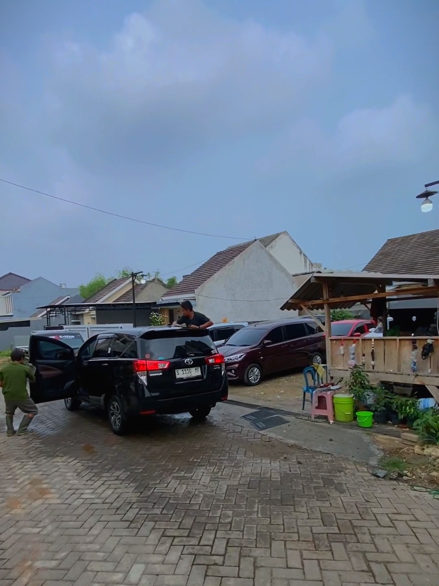 rangkaian perjalanan #driverstory #mobilrental #drivermuda #rentalmobiltuban #tuban24jam 