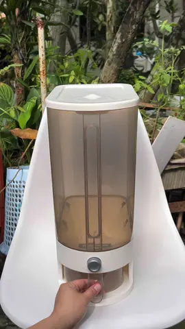10kg rice dispenser 🍚🌾 #ricedispenser10kg #ricestoragebox #fyppppppppppppppppppppppp 