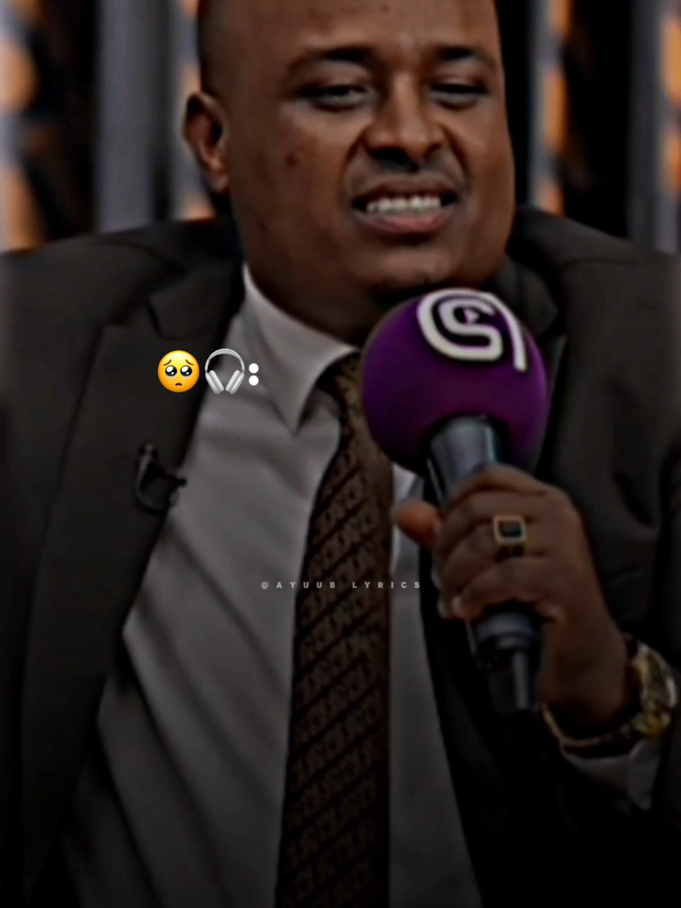 Guraangur 🎻🙂 #somalilyrics🌺😕💎 #muqdishotiktok #somalitiktok #heesolyrics #AYUUB #support_me #maxamedbk 
