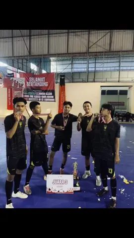 ✌🏻 #skansara #smkn1jepara #futsal 