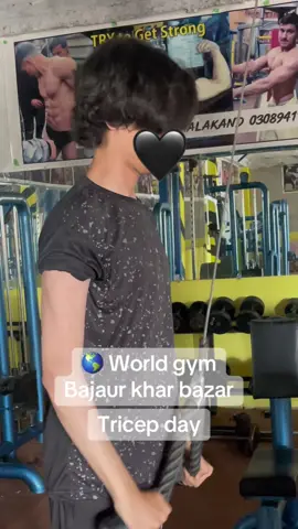 Tricep day workout 🫶🖤 #gym #gymboy #ectomorph #bodybuilding #fyp #foryoupage #fypシ 