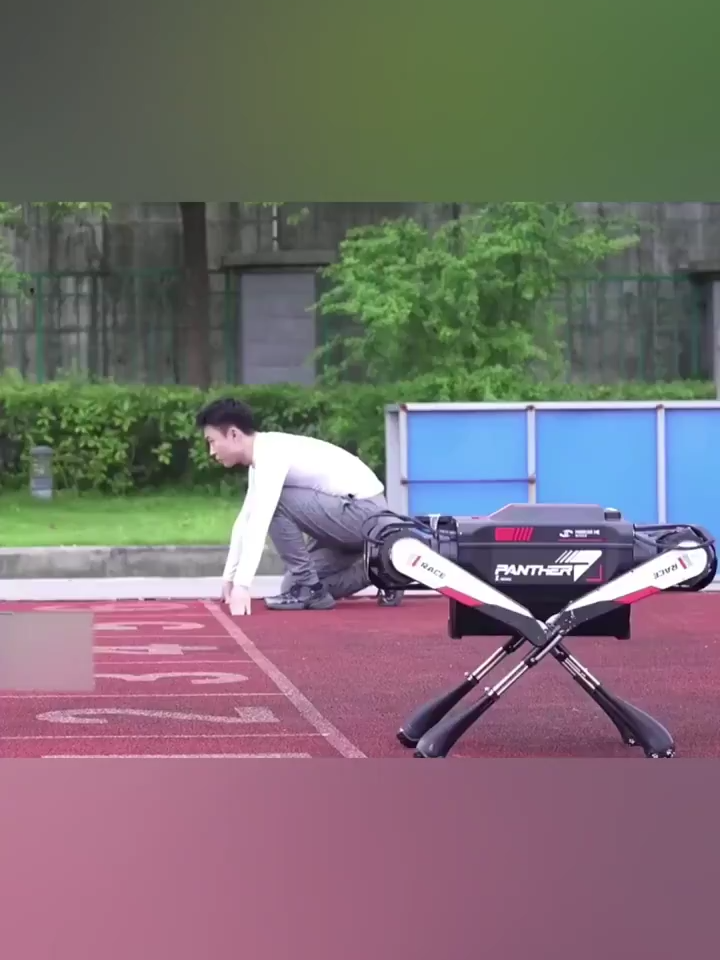 Meet China’s Black Panther 2.0 — the fastest quadruped robot in the world! It clocked an impressive 100-meter dash in just 13.17 seconds, coming close to Usain Bolt’s record.