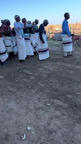 EMangwevini.  Masibuyeleni embo!🙏🥹. #xhosanation #xhosatiktok #xhosaculture #fypシ゚viral #fyp #trendingvideo #trandingsong #tik_tok #creatersearchinsights 
