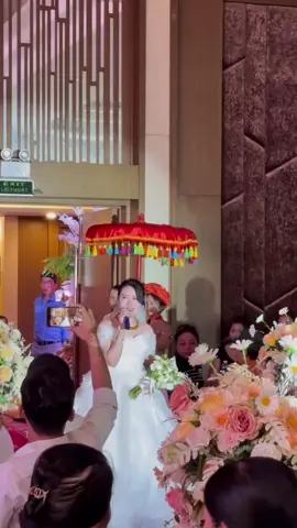 Vườn hoa con cá. Cô dâu của a làm a bất ngờ quá @Nguyễn Khánh Chi #trending #xuhuong #vuonhoaconca