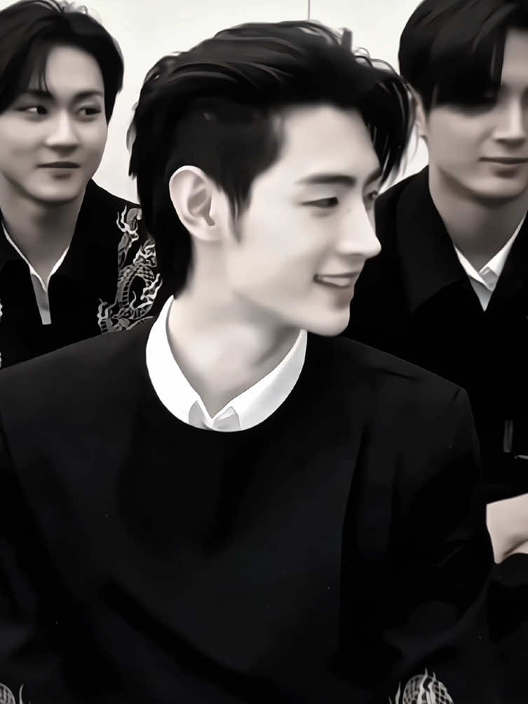 ก็เมะหัวแถวอะ ‘ ( #sunghoon #enhypen )