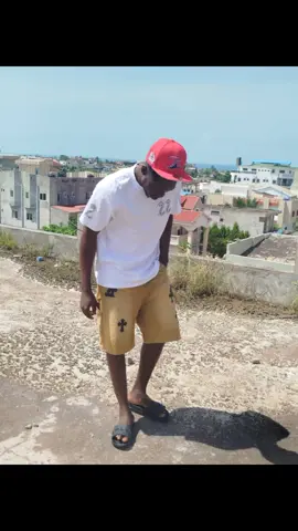 Happy birthday Obele lemon 🍋#Sunday @Luke Bryan 