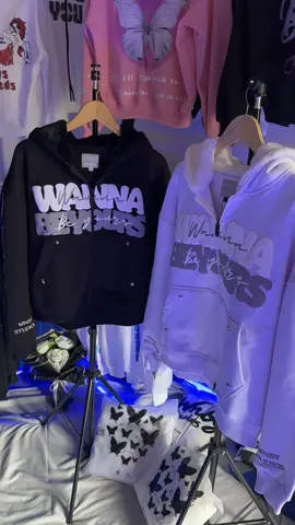 Wanna be your🦋🌟#fyp #fypシ #hoodie #hoodieboxy #jaket #zipper #hoodiekece #hoodiekeren #hoodiemurah #hoodieoversize #hoodiecowok #wannabeyours #fouryou #fouryoupage 