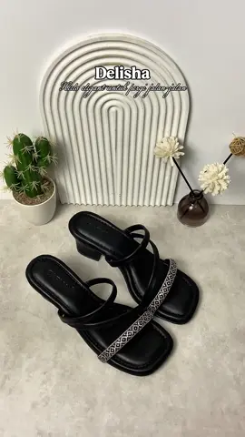 Kalian mau di pake untuk pergi jalan-jalan bikin tambah cantik beb✨😚 #cafanastore #rekomendasiheels #outfit #haktahudelisha #fypppppppppppppppppppppppppppppppppp  