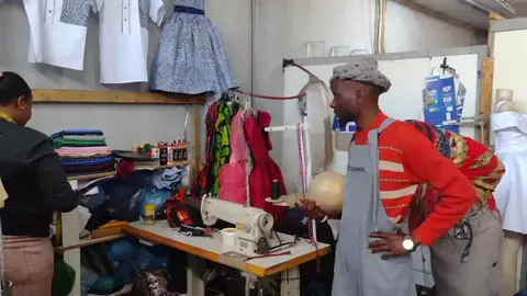 Ugogo bafuna ukumtshintsha isigqoko kuyavuma yini?