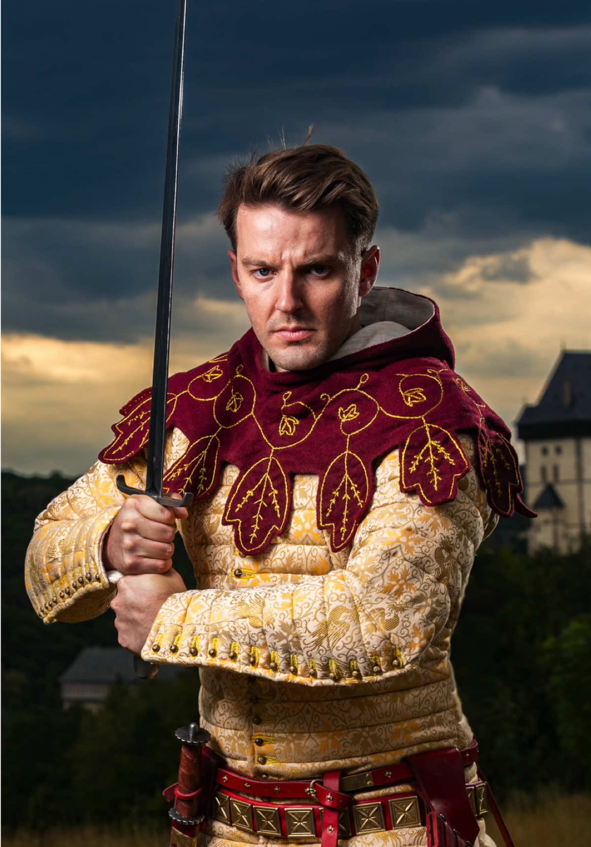 I collaborated with the wonderful Nataliya Yefimova (Tailor) & Matija Djanjesic (Photographer) on a historical reconstruction shoot of Hans Capon. #KingdomComeDeliverance2 