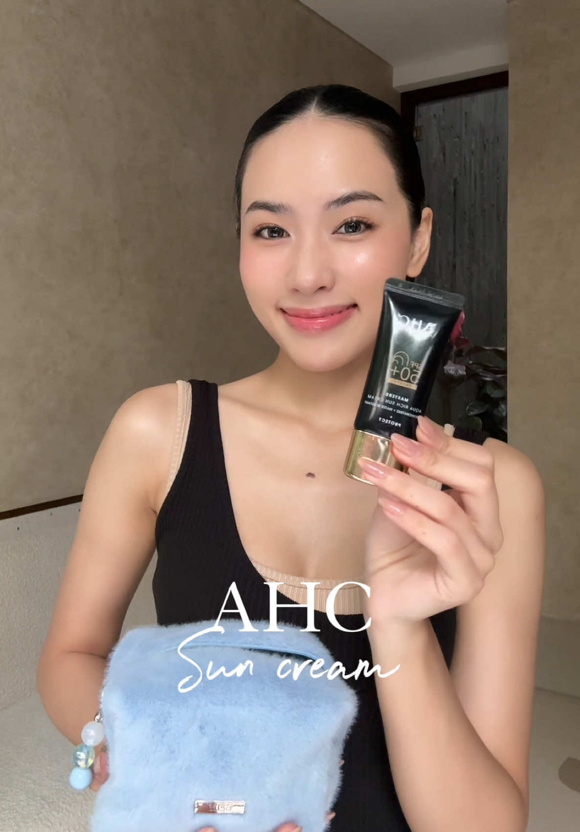 Chống nắng AHC để lại cho da một cái finish siêu đẹp luôn🥰 #AHC #ChongNangAHC #AHCVietnam #AHCCom #3BrothersMedia