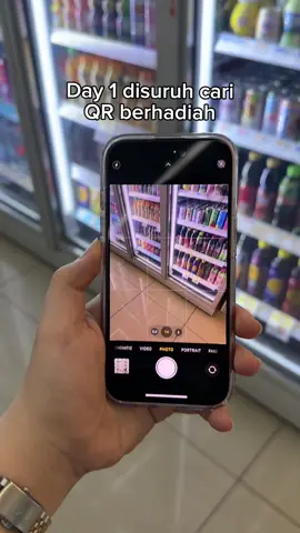 Day 1 disuruh cari QR berhadiah Eh, taunya masih coming soon 1 Agustus 2025🙂 Kira-kira ada QR berhadiah apa ya? Ada yang bisa nebak?🤔  #Comingsoon #QRBerhadiah #BelanjaHemat #HanyaDiYogya #YogyaGroup 