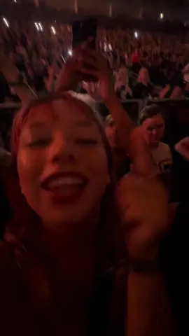 Excuse my voice I was singing my heart out the whole time 