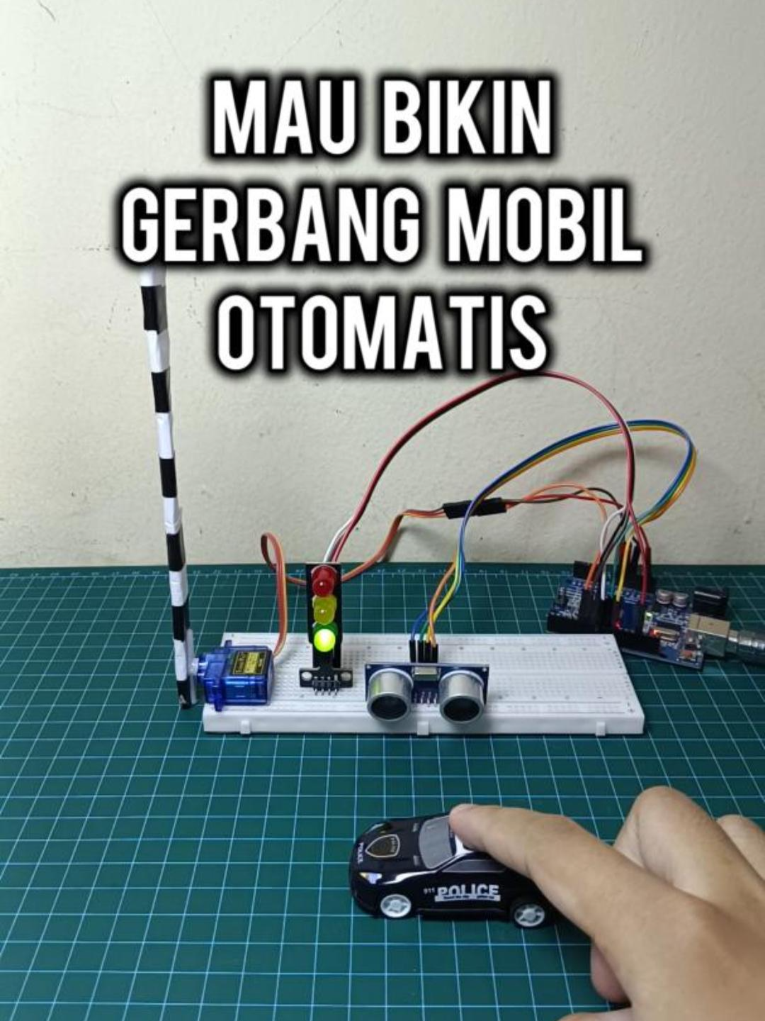 Bikin gerbang mobil otomatis kayak di mall atau cluster? Bisa banget! Pake Arduino Uno , sensor ultrasonik, LED traffic light, sama servo motor. Lampu nyala sesuai jarak mobil, terus gerbang buka otomatis! Cocok buat proyek skolah atau akses kontrol kecil-kecilan. Gampang kok, step-by-step ada di video 👀 Komen kalau mau versi relay + buzzer 😎 🚗🚪 #ArduinoProject #IoTIndonesia #SmartGateSystem #Arduino