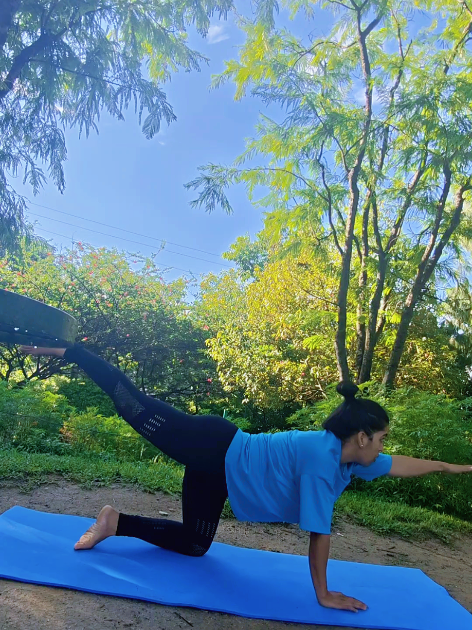 Let's do some core strengthening exercises today. Today's list 1) Cat Cow pose  2) Bird Dog pose #yogadaily #catcow #birddog #corestrength#spinehealth #Fitness #yoga#nepal #asana #fyp