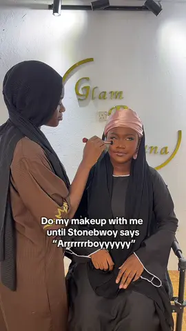 😭🤣🤣 @Glam by Zina|| Mua in Accra  Book her she can do it for you. She also does home services and if you are willing to learn, she organizes makeup classes. Just send her a dm  #fyp 