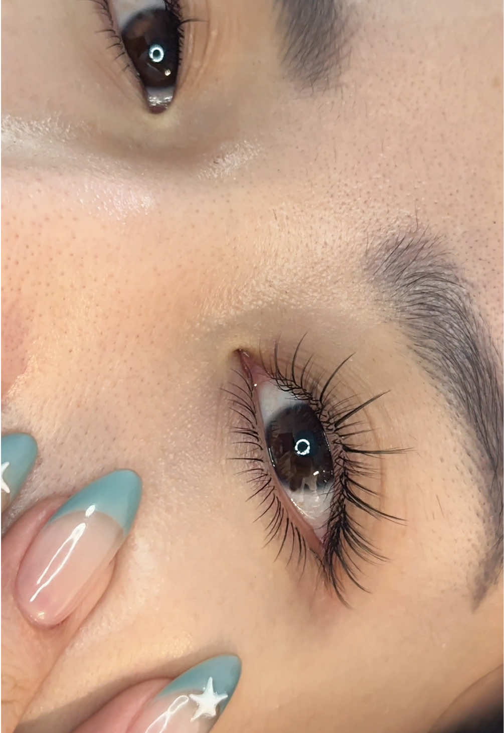 Design một dáng mi trong trẻo hợp với vibe Hàn Quốc của khách 😘 #nốimithiếtkế #nốimichuyênnghiệp #mikatun #nốimitphcm #nốimiđẹpthủđức #dạynghềnốimithủđức #xuhướngtiktok 