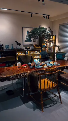 Nửa giàu, nửa ghèo, nửa an yên. #phongkhach #decornhadep #noithathome #phongtra #tradao #thuongtra #khonggiantradao #xh #psg 