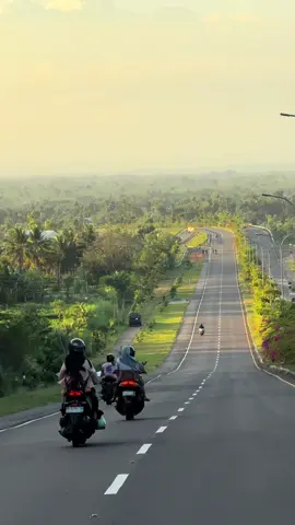 Vibes Jalan Lombok Tengah 🚎  #vibesjalan #lomboktengah #mounjetsembalun #jalanlomboktengah 