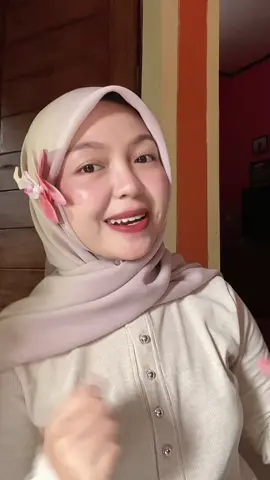 Berasaa jadi cewe bangett😭 🌺#jepitbungaanggrek #fyp #wibgajian #cuantanpabatas #racuntiktok 