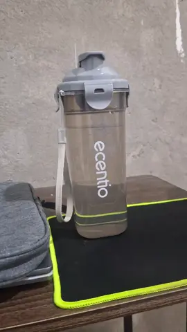 Minum jadi makin praktis dan stylish! 💧 Botol Ecentio 500 ML BPA Free, aman & kece dibawa ke mana aja. Harga cuma 20 ribuan, buruan cek sekarang! #botolairminum #botolminumviral #botolminum #bpafree #botolminummurah #botolminumaesthetic #ecentio 