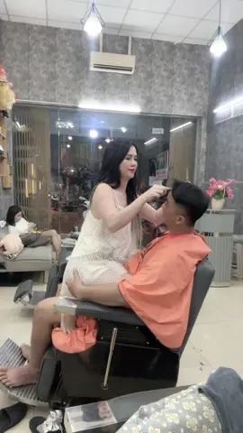 Hớt tóc kểu...🤭☺️#xuhuongtiktok2025❤️🌈✔️ 
