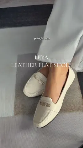 My first fave purchase here on tiktok. An elegant leather flat shoes from Leya. #leathershoes #flatshoes #dollshoes #elegantflatshoes #classydollshoes #fyp 