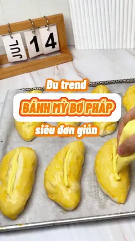 Mấy bữa nay bánh mì bơ pháp siêu hot nè 😗😗😗 #abbydolambanh #banhmy #banhmybophap #xuhuong 