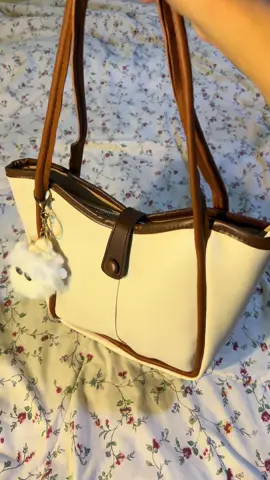 #กระเป๋า #กระเป๋าสะพายข้าง #กระเป๋าแฟชั่น #review #bag 