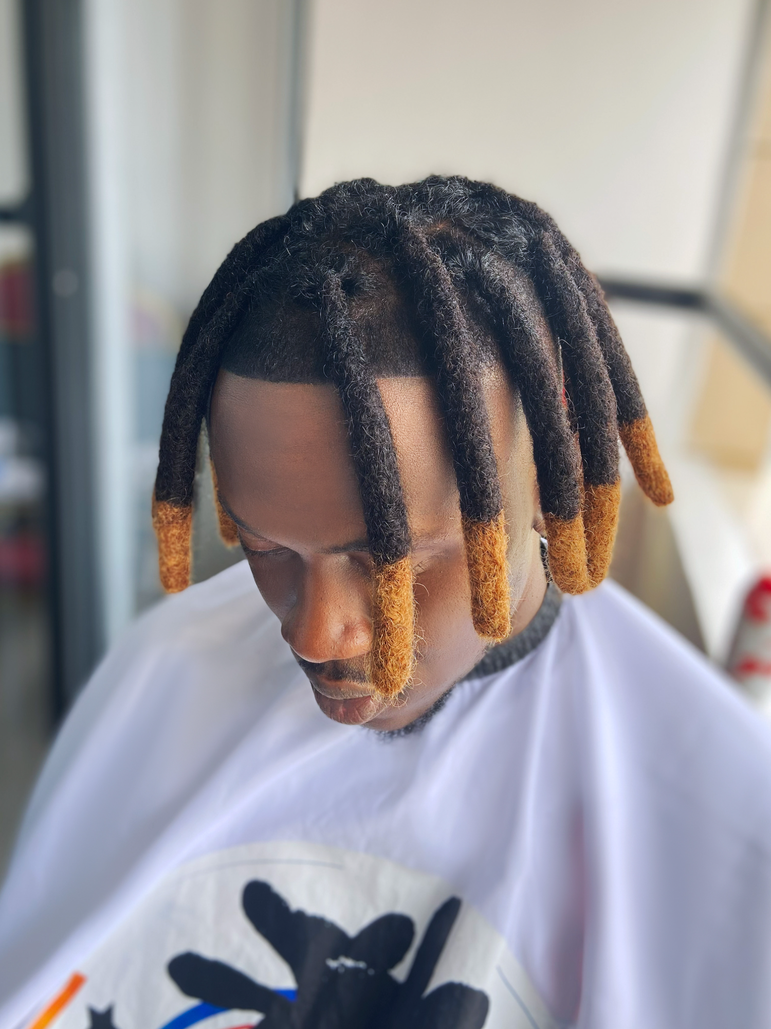 Are you looking for a save and professional plug where you can (Buy, Maintain, Install and Tint your Dreadlock Extensions?) @classic4areason have got you covered, watch this amazing transformation. Book, order or call us today we are always active and ready to welcome you 👌💯😊 @mazitundeednut #trendingreels❤️ #hairart #dreadlocks #dreadlocksinstallation #hairsalons #fypp #virals #instagram #afrobulktwist #trends#hairstyle #tinting #haircuts #afrolocks #haircuttransformation #haircolor