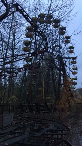 Creepy atmosphere of Pripyat ghost town #chernobyl #pripyat #stalker #urbex 