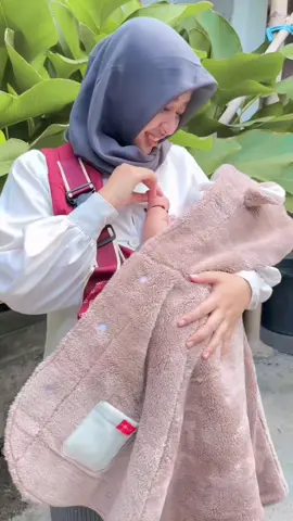 Ini nih Selimut tebal multifungsi, definisi nyaman gak harus mahal😍 #selimutbayi #jaket #perlengkapanbayi #babycare #perlengkapannewborn #selimutbaby #kadobayi #selimutbayinewborn #selimutbayitebal #selimutbayipremium #selimutmultifungsi #babycape #selimutbayilucu 