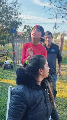 QUANDO ELA ESTÁ EM CRISE…LEMBRA QUE NÃO TEM AMIGOS 🥹.  #autismoinfantil #autismo #inclusao #autista #empatia  @JULYLARKGAÙCHA 