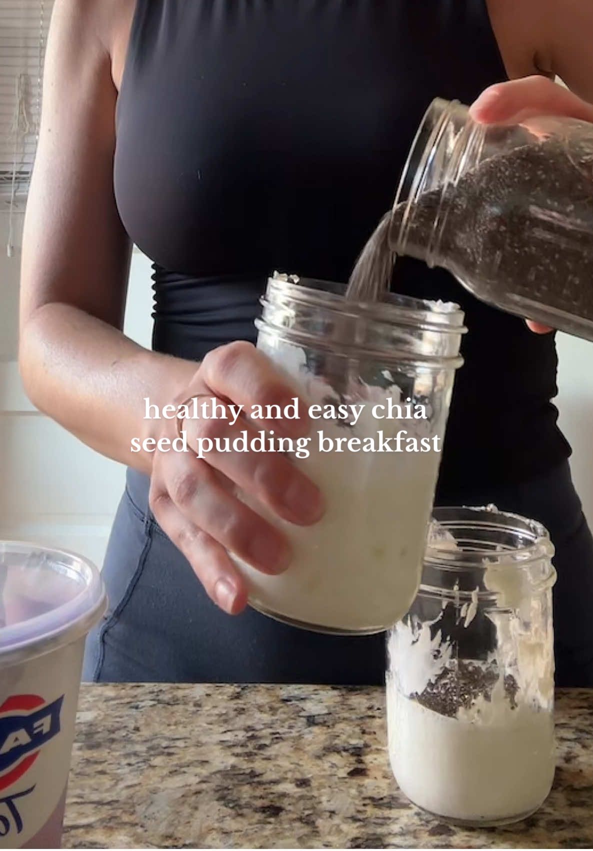 Fast, easy, and healthy chia seed pudding breakfast 😋  #creatorsearchinsights #breakfastideas #healthybreakfastideas #quickbreakfast #easybreakfast 