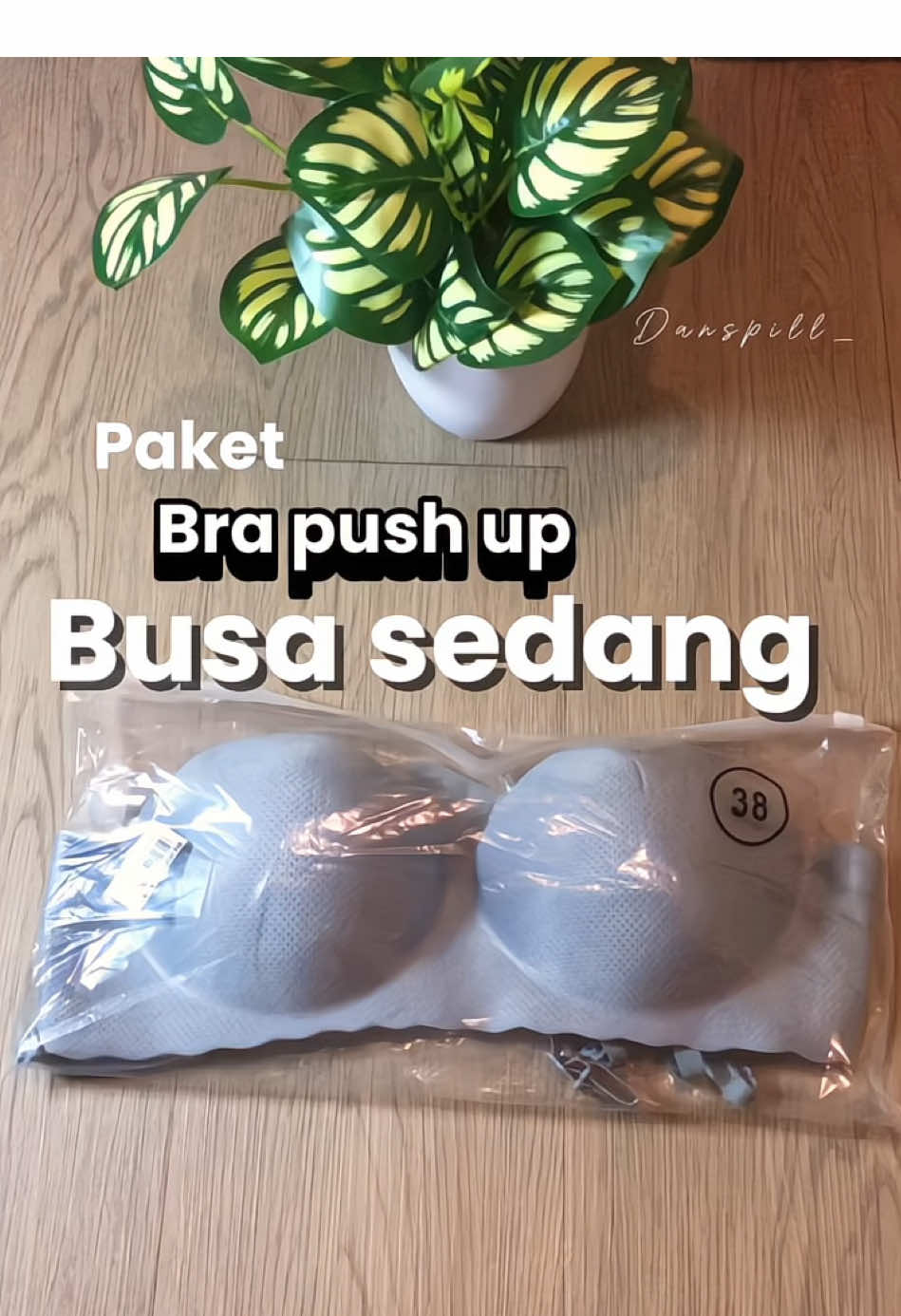 Makin percaya diri sih kalo udah pakai bra push up iniii😭  #bra #brapushup #braseamles #brapushupbusasedang #paketbra 