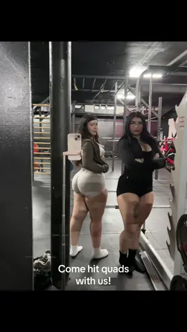 Come hit quads with us! 🧍🏻‍♀️🧍🏻‍♀️ #fyp #GymTok #gymfit #gymmotivation 