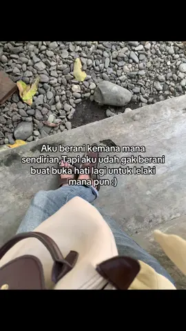 Jika sendiri membuatku jauh lebih baik,maka aku memilih sendirian untuk selamanya #fypage #fy #xybca #fyppppppppppppppppppppppp 